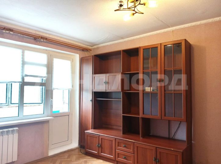 1-комн квартира улица Жмайлова, 21/2