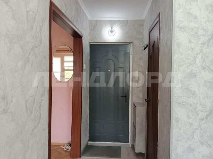 1-комн квартира улица Жмайлова, 21/2