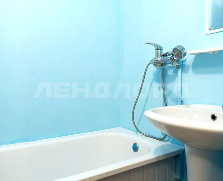 1-комн квартира улица Жмайлова, 21/2