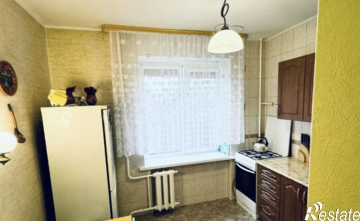 2-комн квартира пр-кт 40-летия Победы, 308,  д. 308