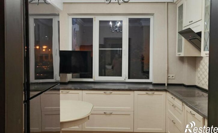 2-комн квартира улица Жмайлова, 4Е,  д. 4Е