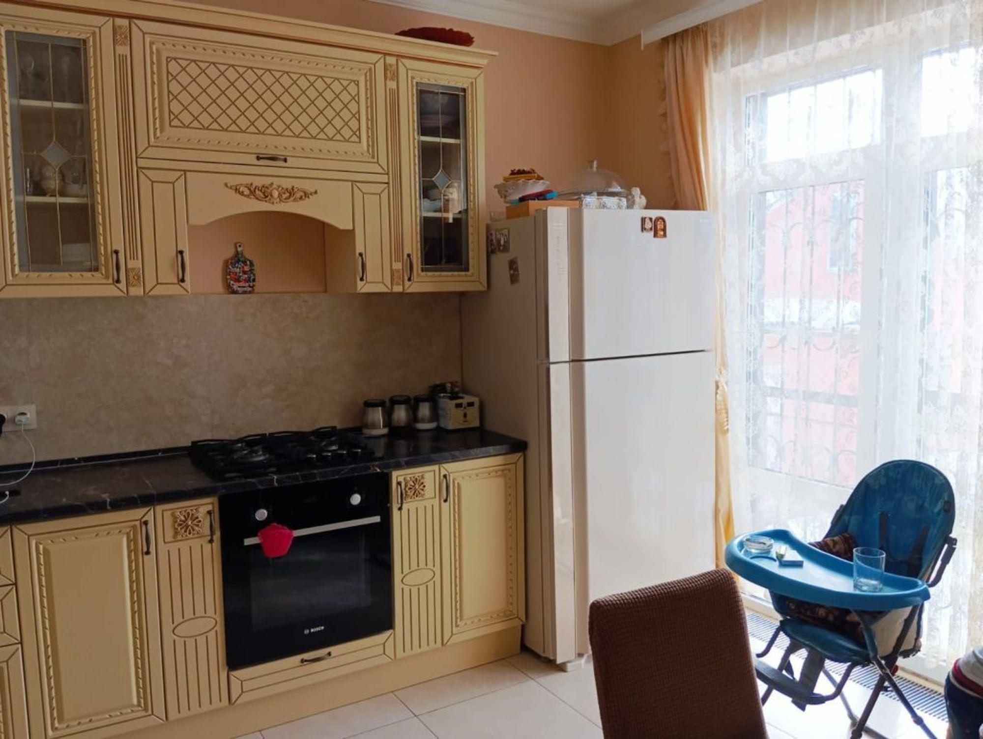 Купить дачу, дом, коттедж за 13 000 000 рублей на Лазоревый 10-й пер