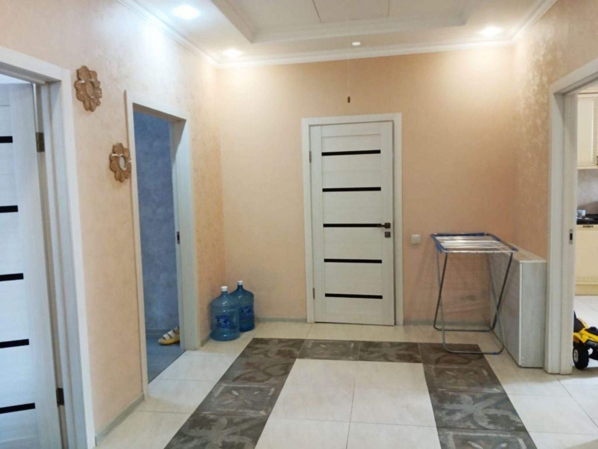 Купить дачу, дом, коттедж за 13 000 000 рублей на Лазоревый 10-й пер