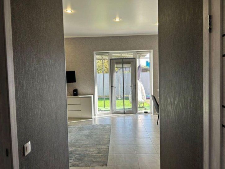 Коттедж/дом Особенная ул