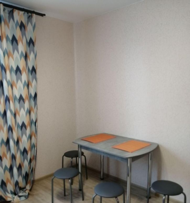 1-комн квартира Висаитова ул, 8