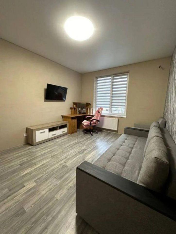 2-комн квартира Сарьяна ул, 35