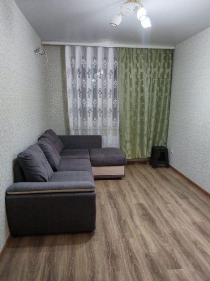 1-комн квартира Вересаева ул, 105