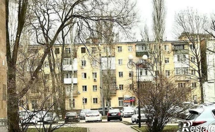 2-комн квартира улица Максима Горького, 217,  д. 217