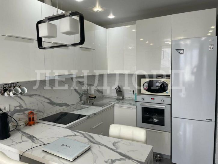 2-комн квартира Береговая улица, 6