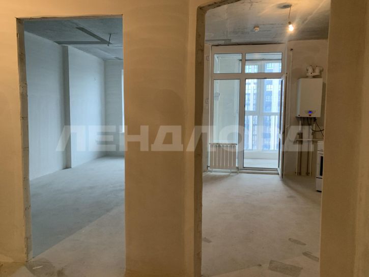 3-комн квартира улица Бориса Слюсаря, 15с1