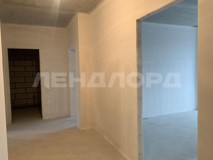 3-комн квартира улица Бориса Слюсаря, 15с1