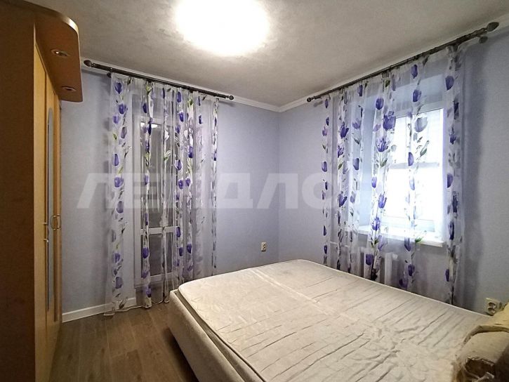 3-комн квартира Вятская улица, 53