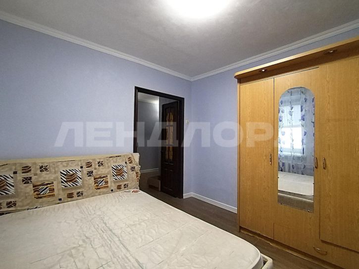 3-комн квартира Вятская улица, 53