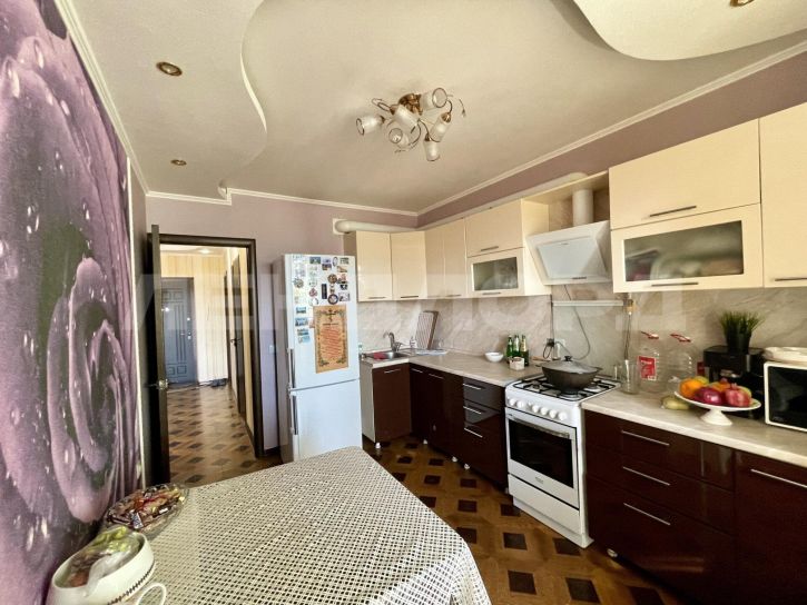 1-комн квартира улица Думенко, 13
