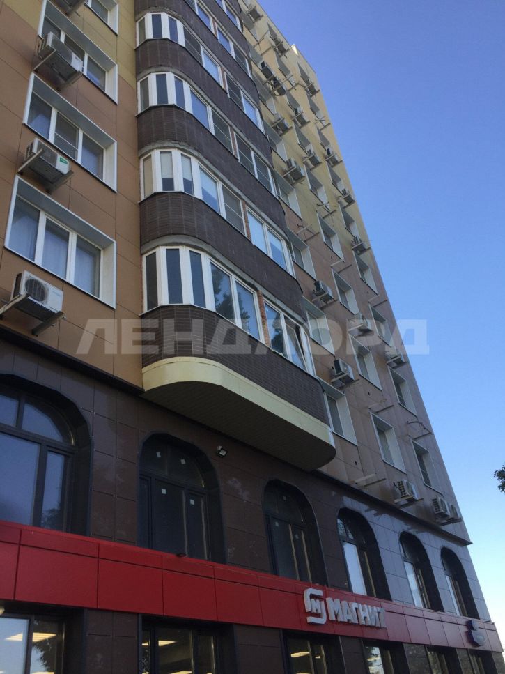 2-комн квартира улица 8 Марта, 1