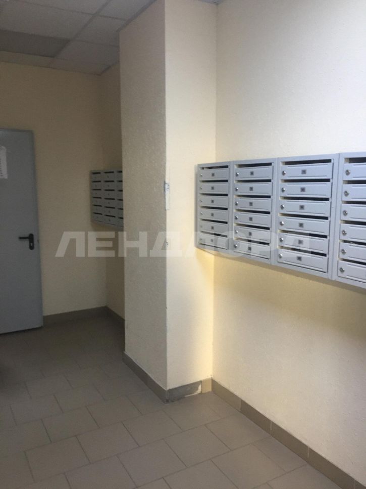 2-комн квартира улица 8 Марта, 1