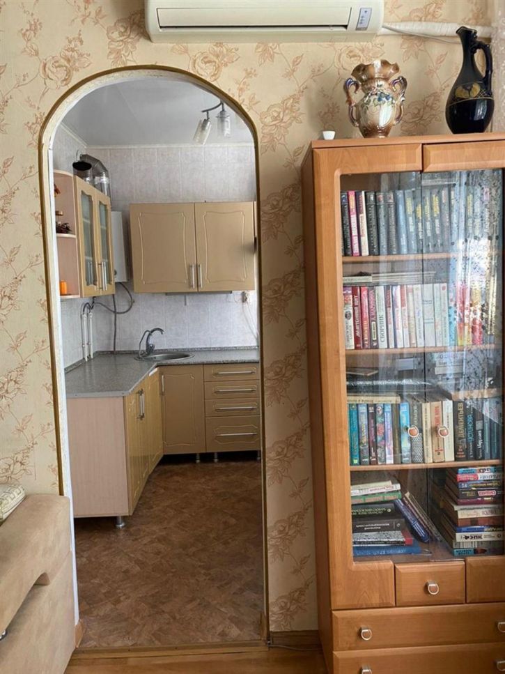 3-комн квартира ул Новаторов, д. 4