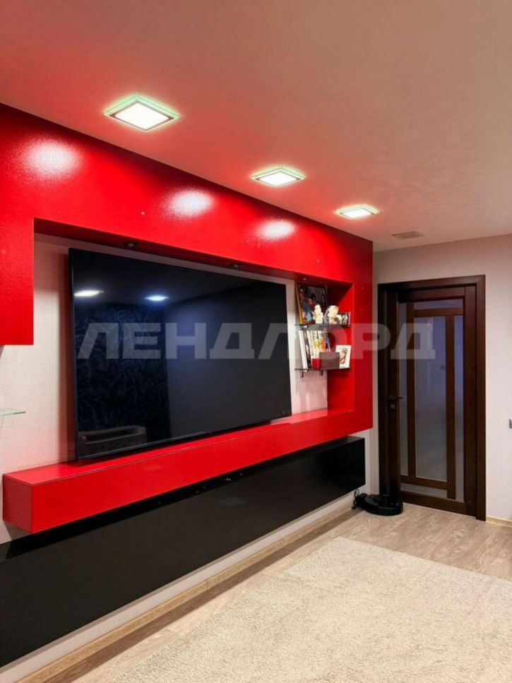 3-комн квартира улица Миронова, 12/4