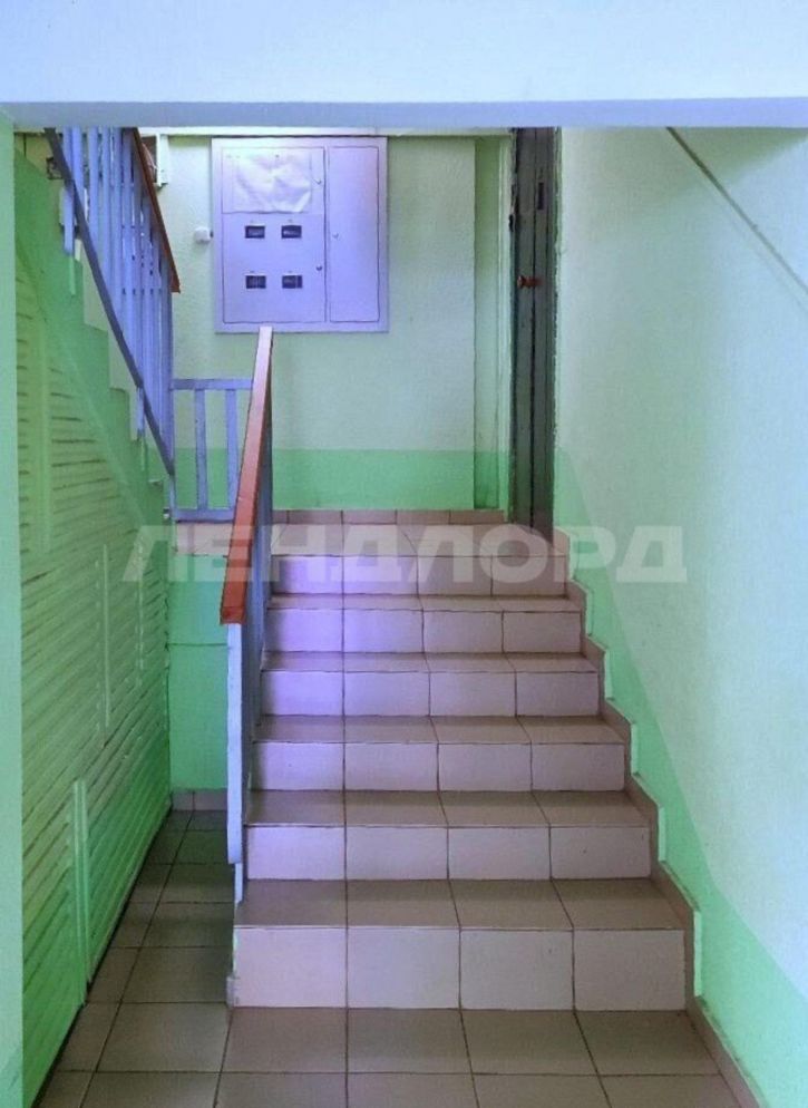 3-комн квартира проспект Королёва, 23
