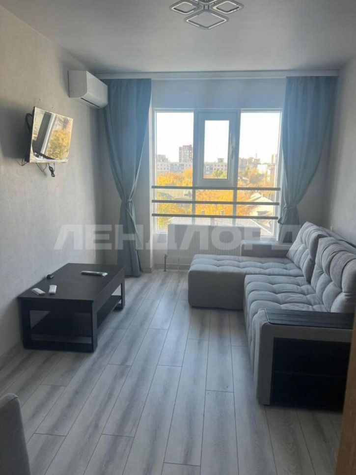 2-комн квартира проспект Соколова, 68/118Вс1