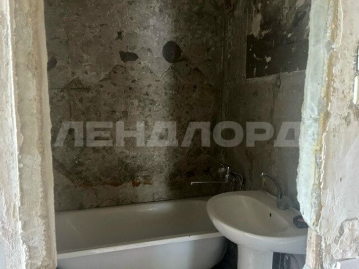 3-комн квартира Соборный переулок, 82