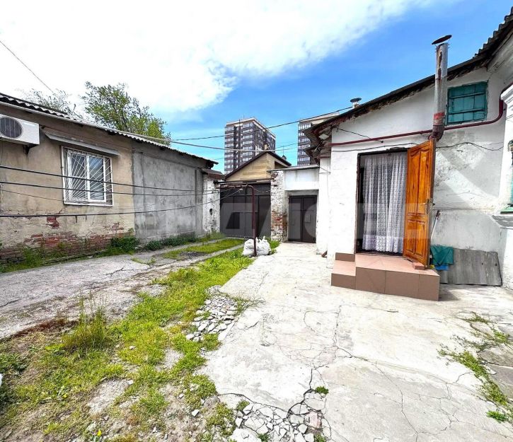 3-комн квартира улица Налбандяна, 36