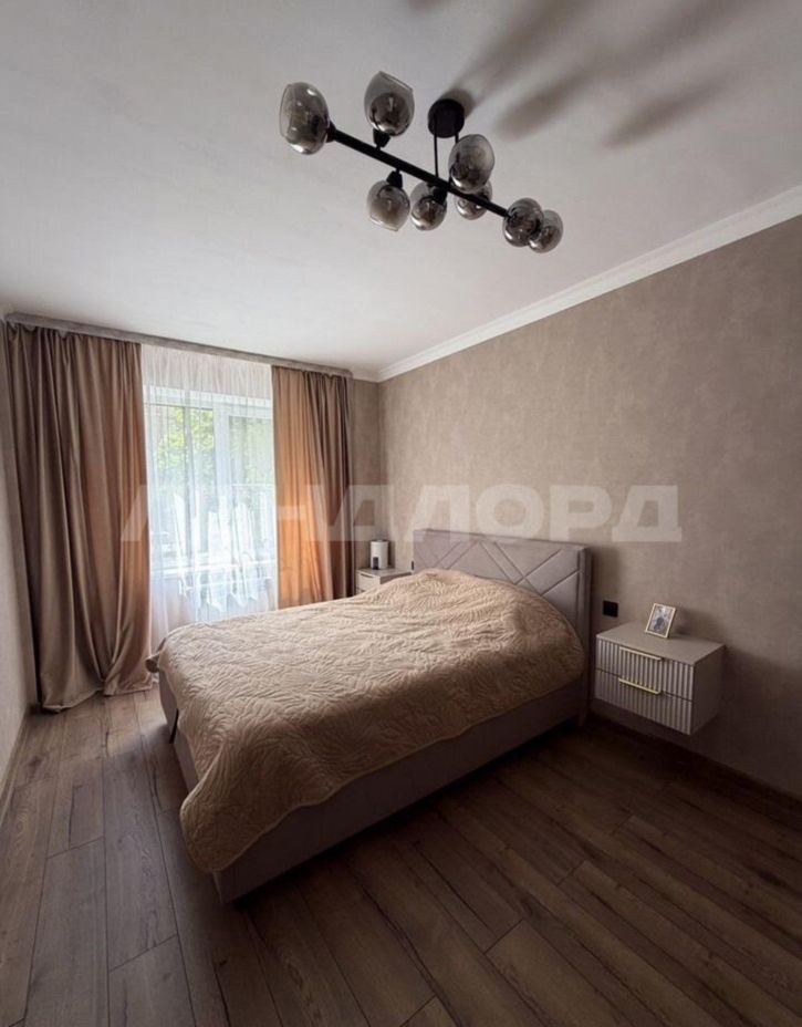 3-комн квартира проспект Королёва, 18Б