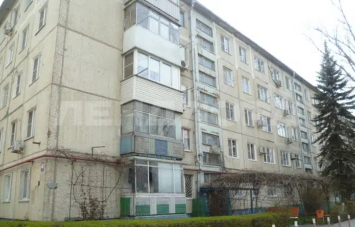 2-комн квартира улица Добровольского, 3/1