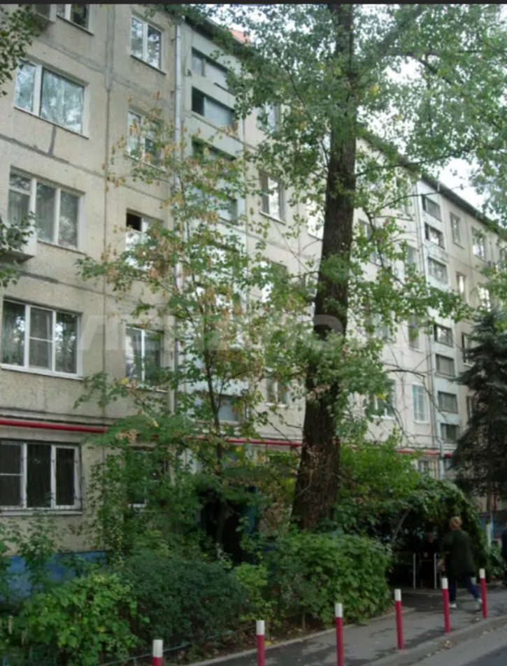 2-комн квартира улица Добровольского, 3/1