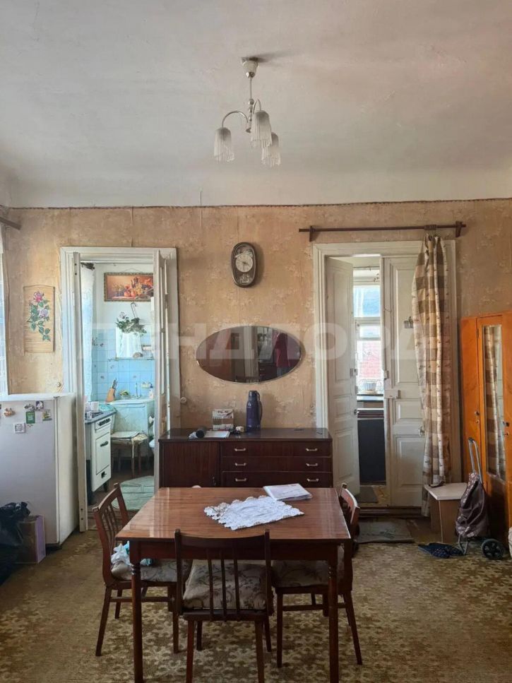 2-комн квартира улица 18-я Линия, 64