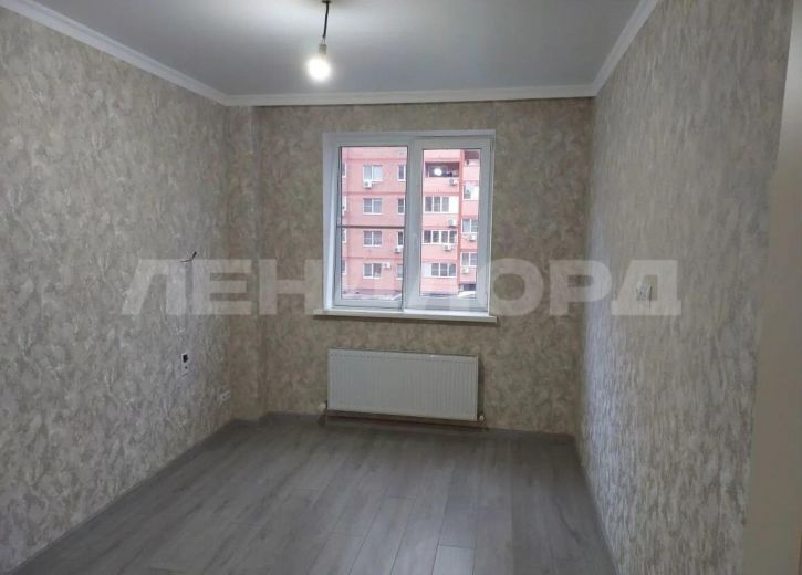2-комн квартира улица Шаповалова, 1Д