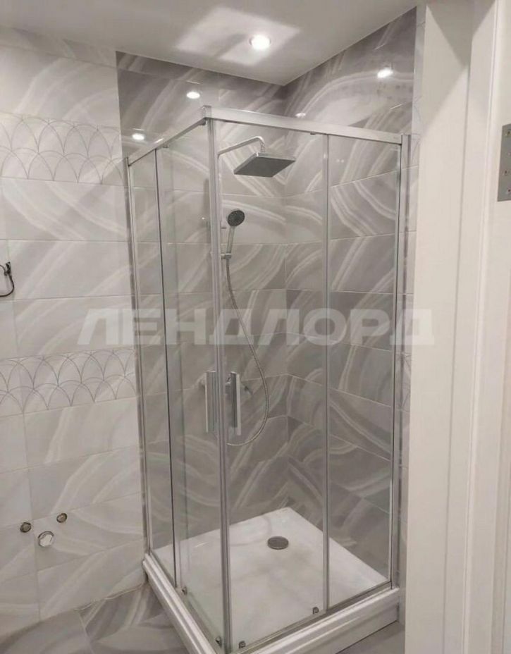 2-комн квартира улица Шаповалова, 1Д