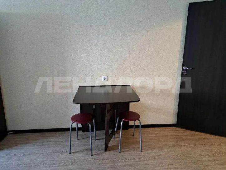 2-комн квартира улица Александра Печерского, 3
