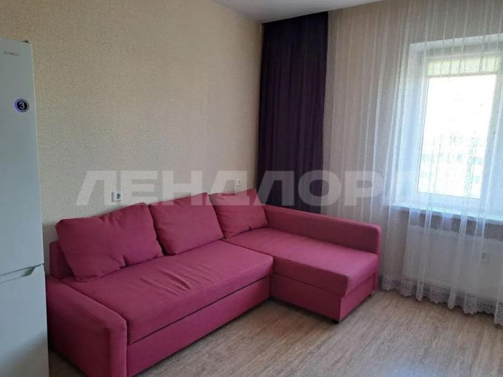 2-комн квартира улица Александра Печерского, 3