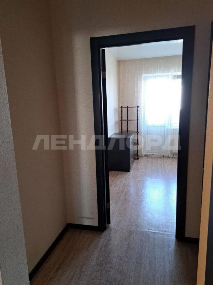 2-комн квартира улица Александра Печерского, 3