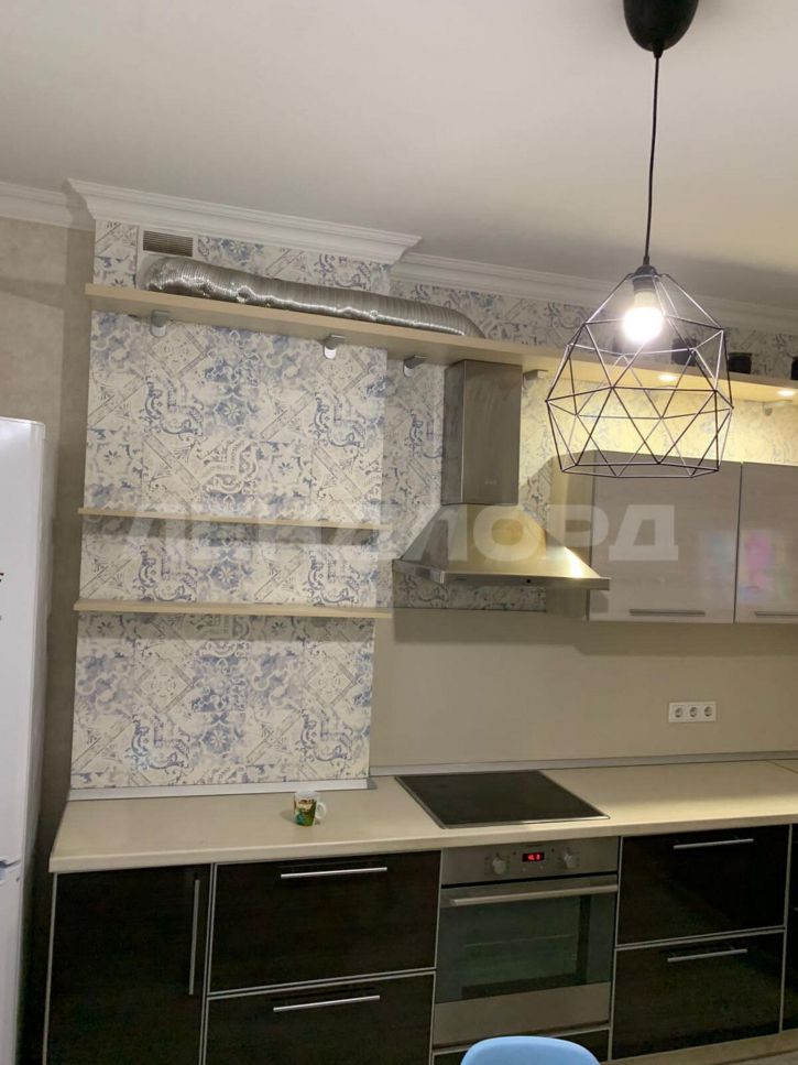2-комн квартира проспект Королёва, 2/3