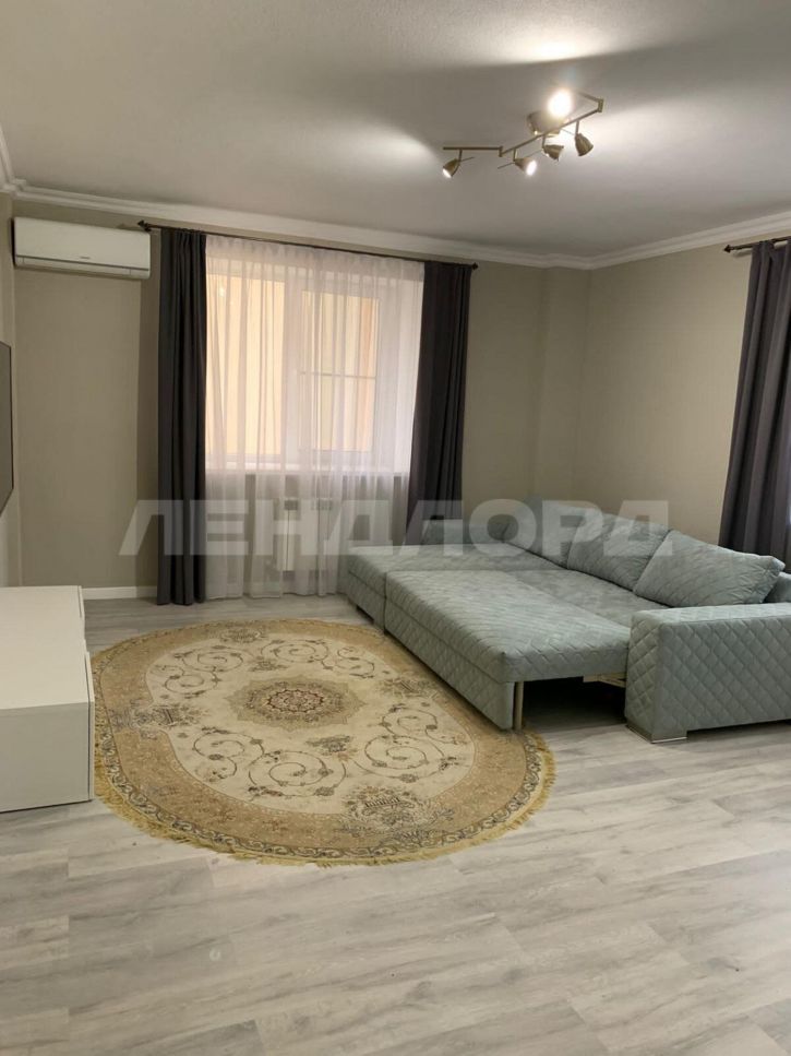 2-комн квартира проспект Королёва, 2/3