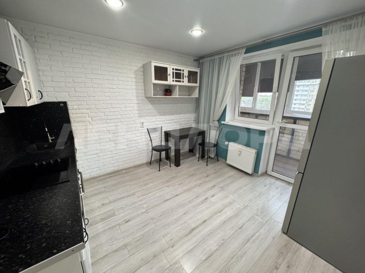 1-комн квартира улица Платона Кляты, 5