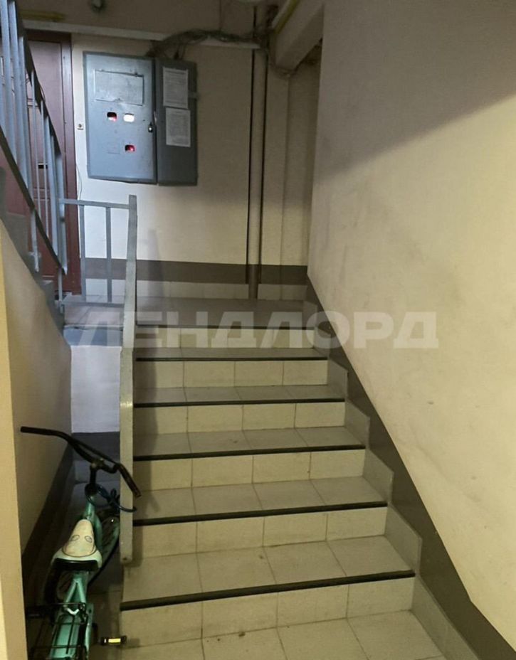 2-комн квартира проспект Королёва, 8