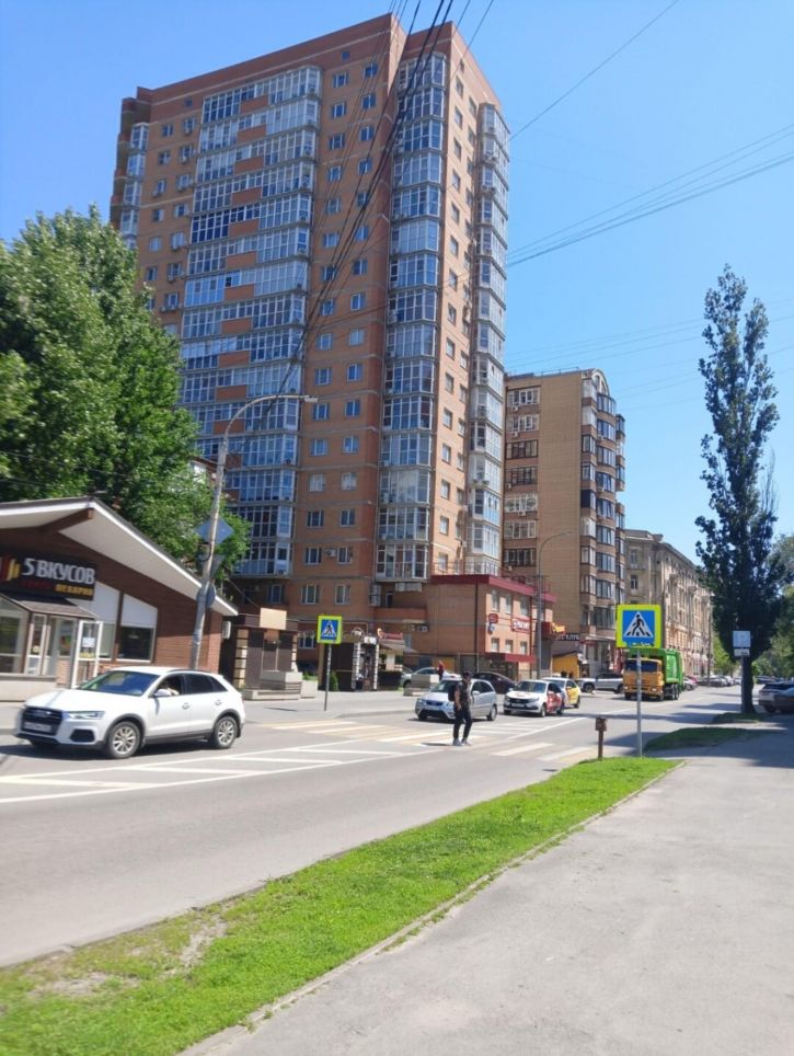 2-комн квартира Селиванова ул., 68