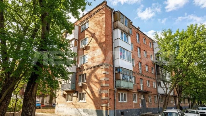 2-комн квартира улица Смычки, 45