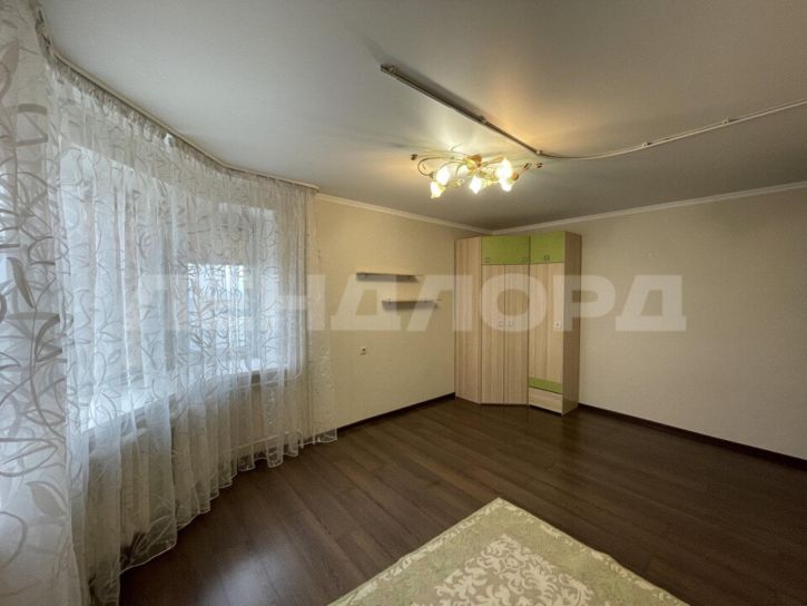 3-комн квартира улица Ерёменко, 87/3