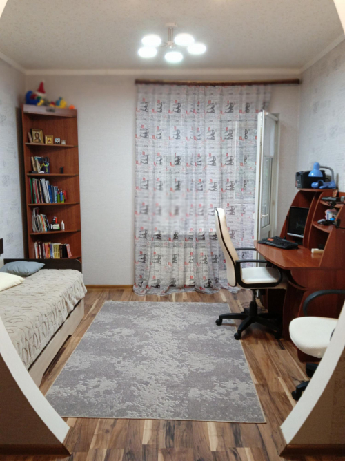 Продажа 3-комн квартиры Петрашевского ул., 41