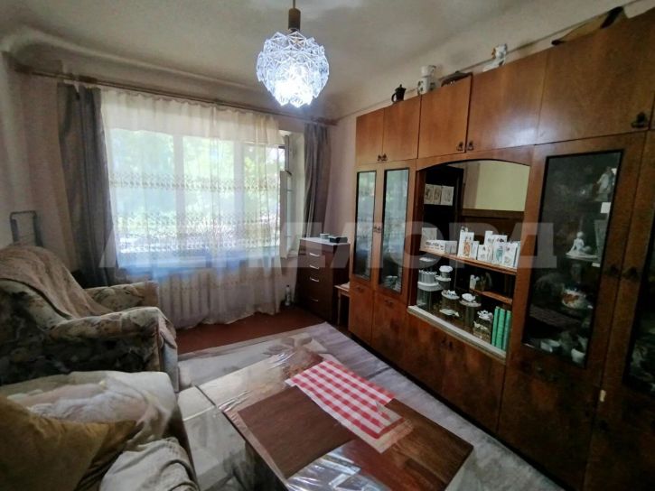 2-комн квартира улица Оганова, 21