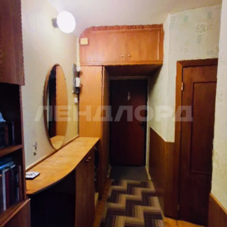 2-комн квартира улица Оганова, 21