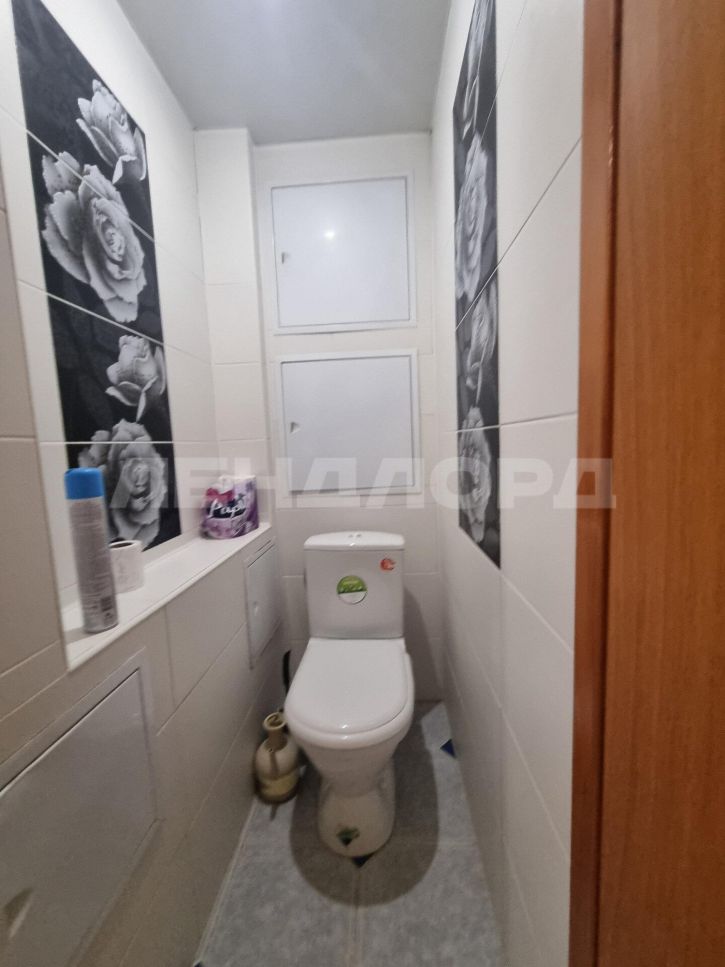 2-комн квартира улица Думенко, 11Б