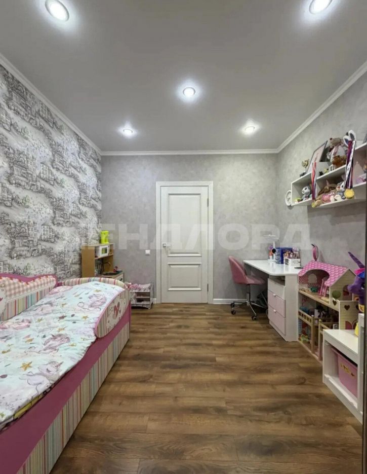 2-комн квартира улица Шеболдаева, 95с1
