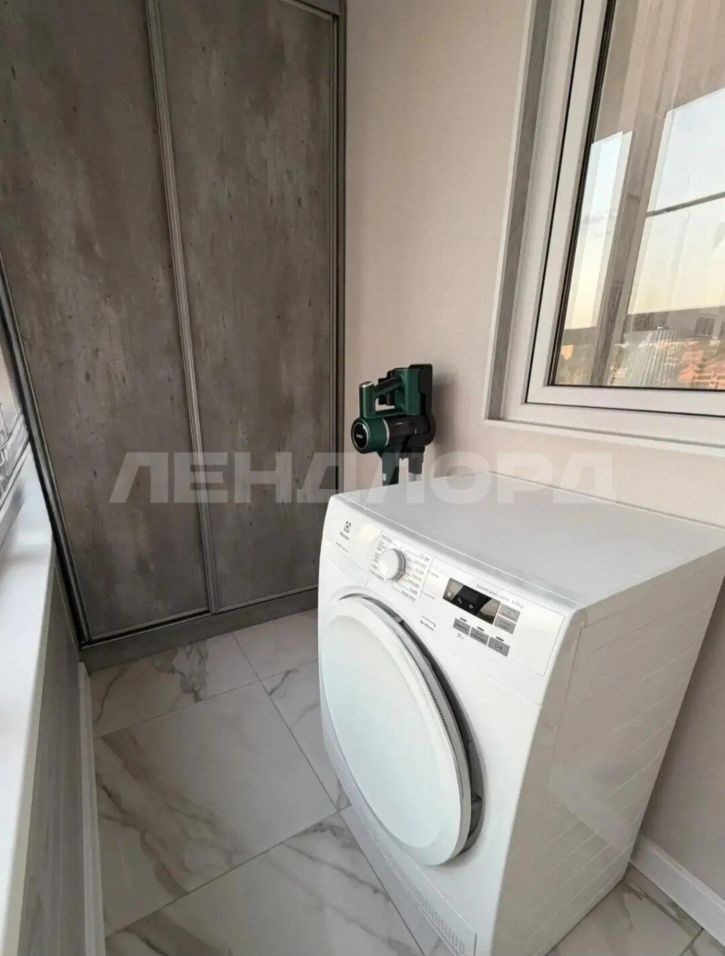 2-комн квартира улица Шеболдаева, 95с1