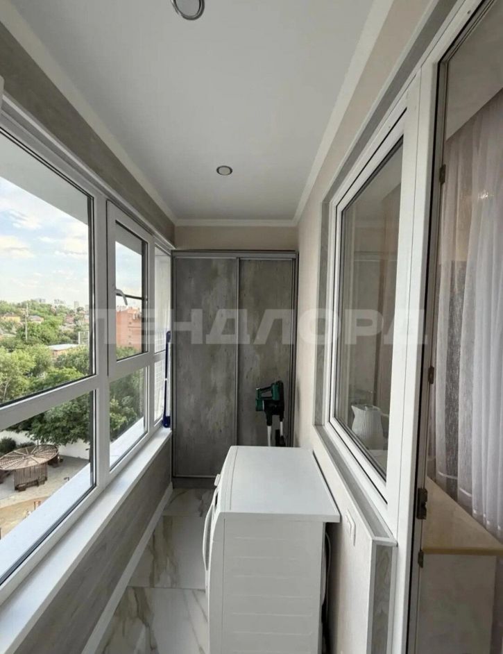 2-комн квартира улица Шеболдаева, 95с1