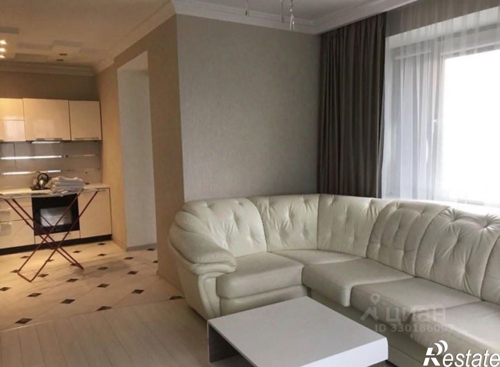 3-комн квартира улица Евдокимова, 37Г,  д. 37Г
